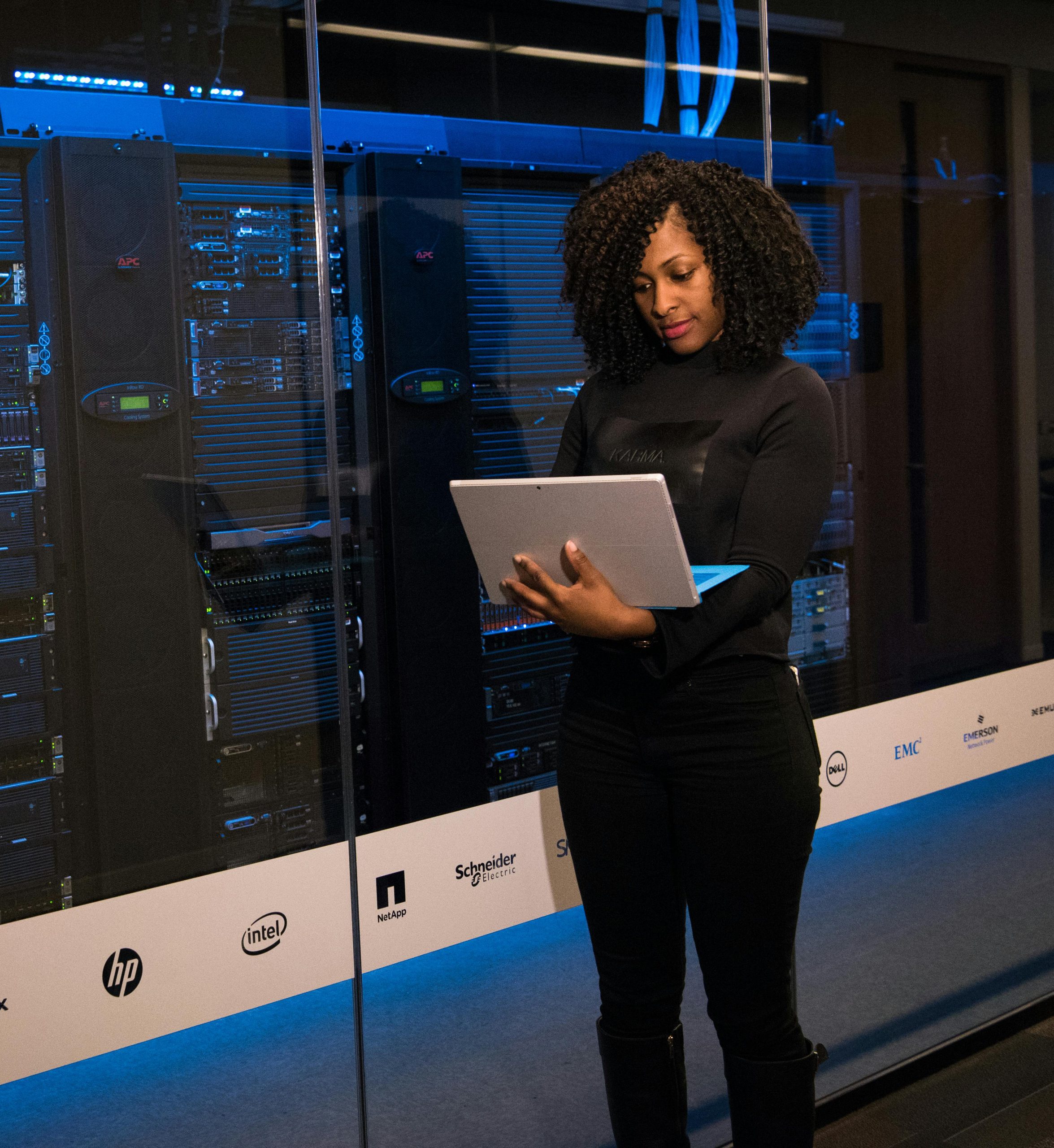 pexels divinetechygirl 1181354